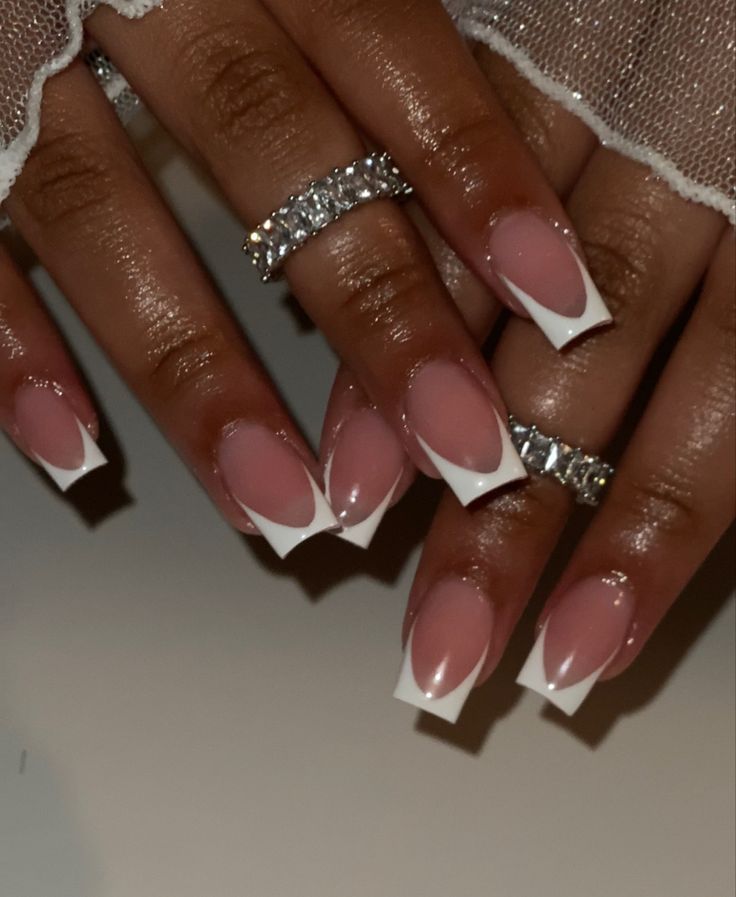 Cute White Nails French Tip, White Bday Nails Ideas, Nails Acrylic 13 Birthday, Nail Ideas 12-13, Nails Acrylic 10-11, Birthday Nails Mid Length, Cute Medium Nail Designs, Cute Nails For 14th Birthday, Birthday Nails Inspo Short Pink