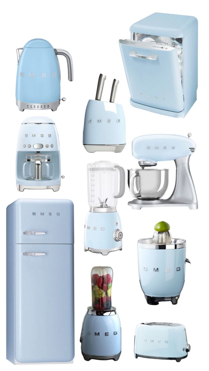 This would look so harmonious Blue Smeg, Smeg Kitchen, Smeg Appliances, Crockery Design, Apartment Checklist, Desain Buklet, Dream Apartment Decor, Future Apartment Decor, G K