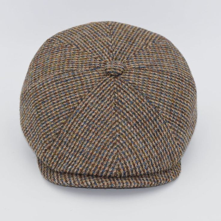 Elevate your style with our exquisite Italian Newsboy Hats, a perfect fusion of classic design and Italian craftsmanship. Meticulously crafted from premium materials such as fine wool or tweed, these hats boast a rounded, paneled crown and a short, stylish brim that can be worn flat or snapped down for a polished look. The Italian influence is evident in the luxurious fabrics and impeccable detailing, making these hats a sophisticated addition to your wardrobe. Designed for both comfort and vers Tweed Pattern, Newsboy Hat, Italian Craftsmanship, News Boy Hat, Flat Cap, Hat For Man, Harris Tweed, Wool Hat, Italian Style