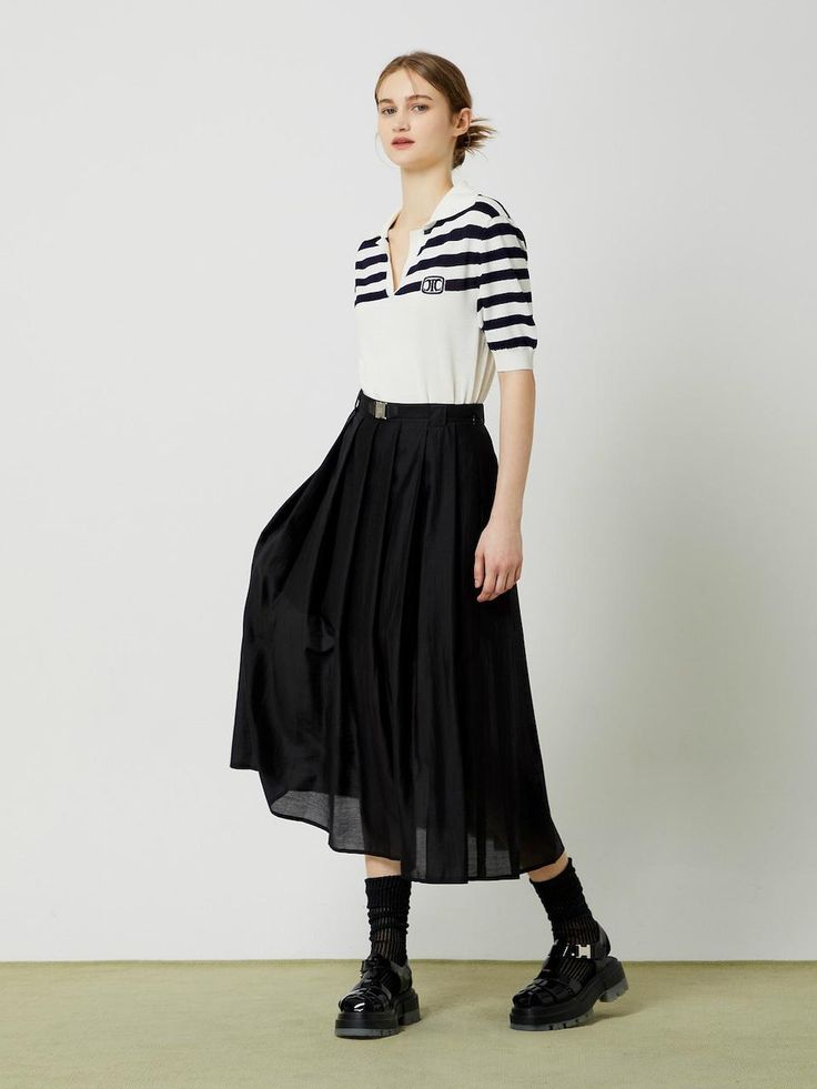 This belted long pleated skirt is designed with a sheer outer layer creating a long silhouette and a short inner layer for subtle pleats.- Long length that makes your outfit stylish- Comes with a stylish woven belt for adjustable silhouettes- Elegant black color perfect for various occasions* The color of the actual product may vary due to differences in monitor color settings and resolution. Belted Flared Pleated Skirt, Belted Flared Pleated Skirt For Workwear, Belted Pleated Skirt For Work, Chic Midi Maxi Skirt With Accordion Pleats, Chic Accordion Pleated Midi Maxi Skirt, Belted Pleated Midi Skirt, Chic Belted Midi Pleated Skirt, Belted Skirt For Formal Summer Occasions, Chic Black Belted Pleated Skirt