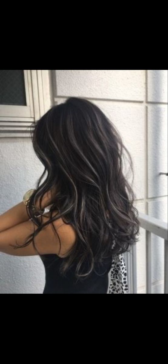 Black Hair Balayage, Hair Color Underneath, Ash Hair Color, Brown Hair Inspo, Hair Color Streaks, Black Hair With Highlights, Hair Streaks, Dark Hair With Highlights, Brown Hair Balayage