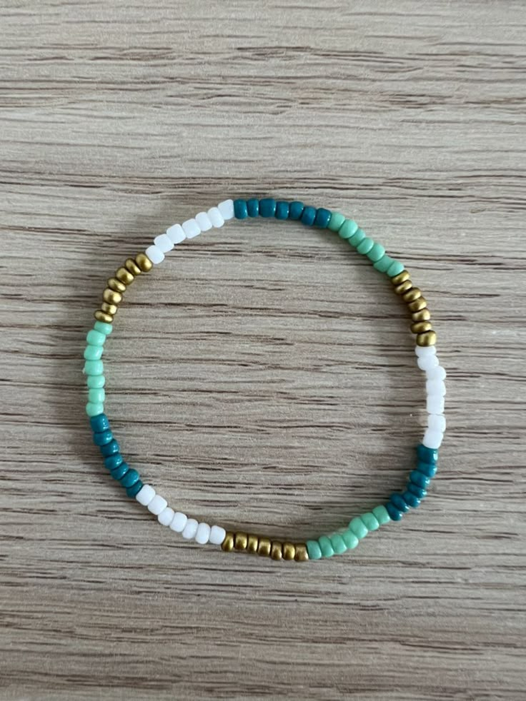 2mm Glass Bead Bracelets, Bracelet Ideas Seed Beads Simple, Tiny Glass Bead Bracelet Ideas, Small Seed Bead Bracelet, Bracelet Ideas With Small Beads, Small Beaded Bracelets Ideas, Small Glass Bead Bracelet Ideas, Tiny Bead Bracelet Ideas, Bracelet Ideas Glass Beads