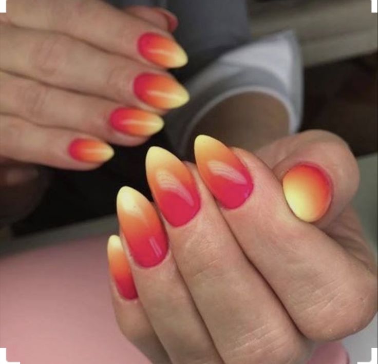 Yellow Nail Art, Indigo Nails, Manicure Gel, Ombre Nail Designs, Nail Art Ombre, Red Nail Designs, Easy Shape, Super Nails, Trendy Nail Design