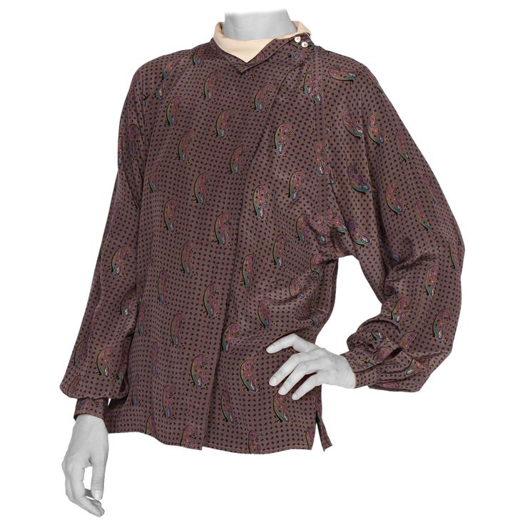 1970'S GUCCI Paisley Silk Blouse With Metallic Gold Print Top Black Top Design, Gucci Blouse, Cotton Shirts For Men, Gold Print, Print Blouse, Blouse Vintage, Plus Size Blouses, Print Top, Blouse Top