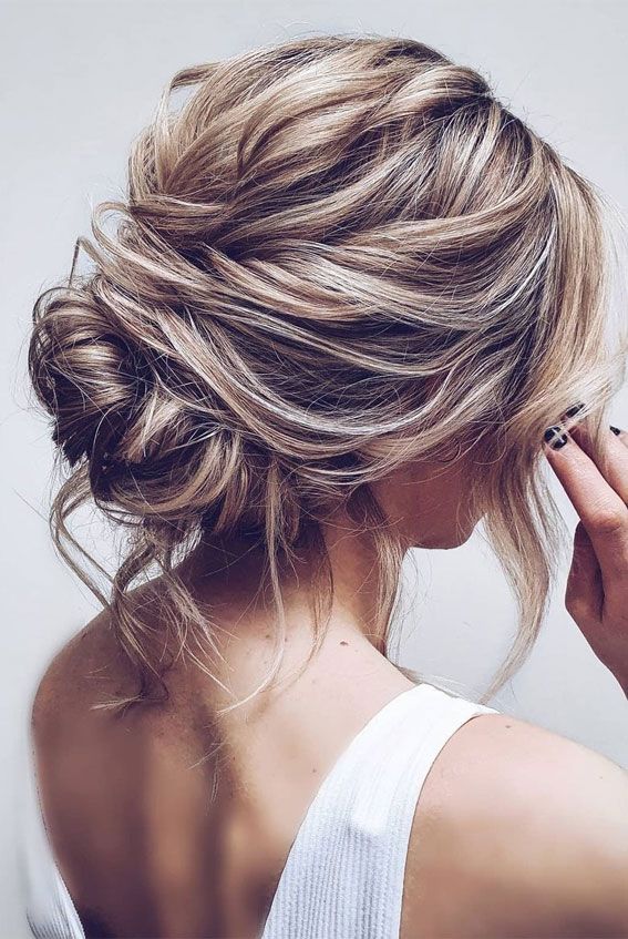 12. Beautiful messy textured updo When it comes to hairdo, the updo is one elegant hair style that never does seem to go out... Prom Wig, Textured Updo, Messy Hair Look, Bridemaids Hairstyles, Wedding Hair Up, Up Dos For Prom, Guest Hair, Bridesmaid Hair Makeup, Up Dos