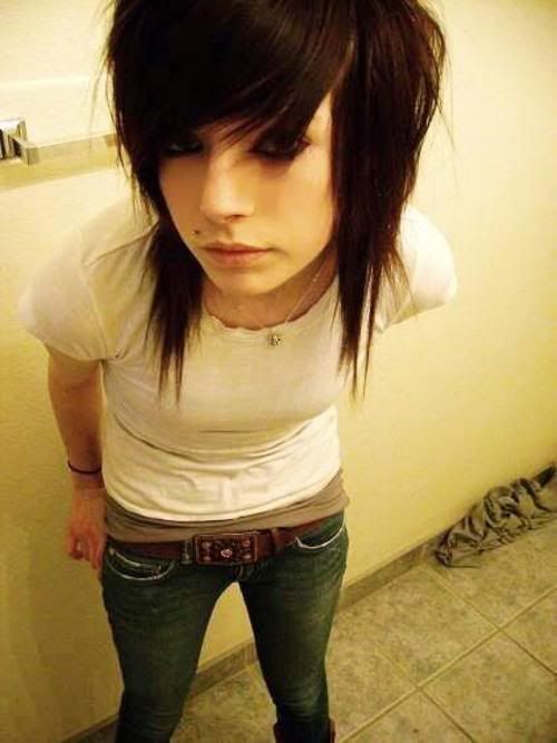 Wish I could pull it off Short Scene Haircuts, Short Emo Hair, Medium Scene Hair, Emo Hairstyles For Guys, Scene Haircuts, Emo Haircuts, Scene Bangs, Short Scene Hair, Emo Scene Hair