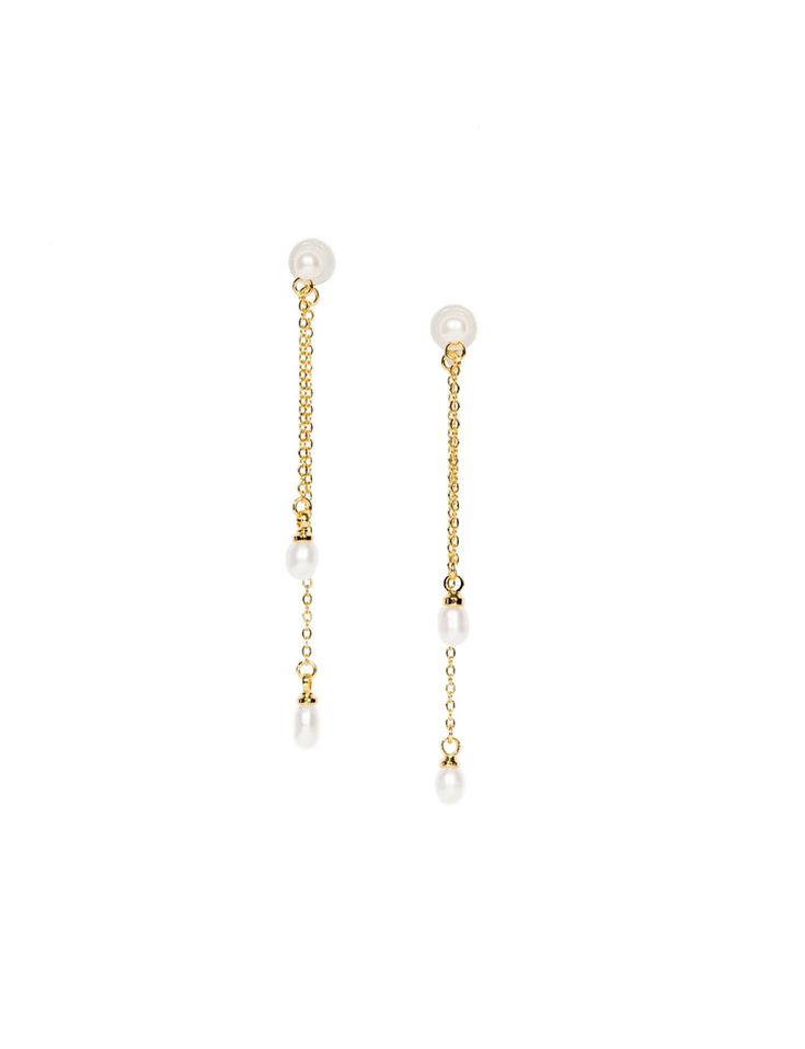 Water Resistant💧 Brass 18K Gold and Pearls Handmade Hypoallergenic Nickel Free SIZE: Length- Front 43mm, Back 24mm Closure: Ear Post DESIGNER NOTE These exquisite Pearl Drop Earrings are a symbol of timeless elegance and sophistication. Featuring lustrous freshwater pearls delicately suspended from dainty gold chains and a dainty pearl stud, these earrings effortlessly add a touch of grace and refinement to any outfit, making them a perfect choice for special occasions or everyday chic Luxury Pearl Drop Linear Earrings For Gift, Luxury Minimalist Pearl Charm Earrings, Anniversary Yellow Gold Linear Earrings, Classic Long Drop Pierced Jewelry, Timeless Gold Earrings For Anniversary, Gold Hypoallergenic Pearl Earrings For Formal Occasions, Elegant Yellow Gold Hypoallergenic Pearl Earrings, Hypoallergenic Yellow Gold Pearl Earrings For Formal Occasions, Formal Hypoallergenic Yellow Gold Pearl Earrings