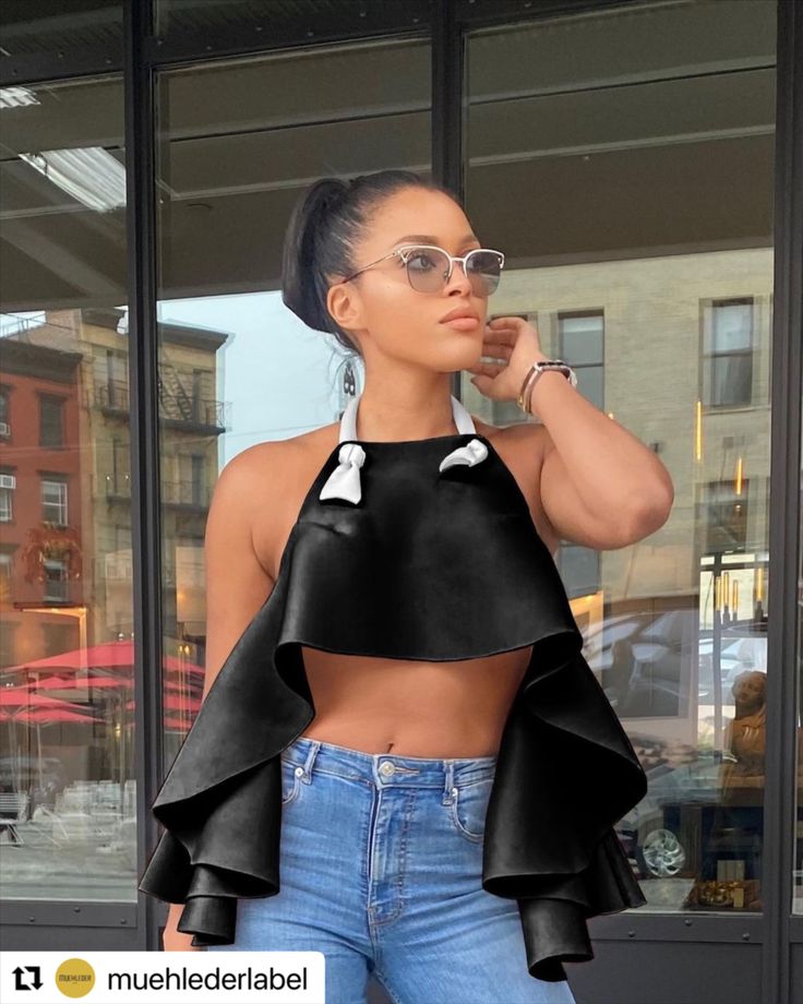 Make the streets your own runway with our Taye Top. More colors avaliable now at Muehleder.com Flare Top, Summer Crop Tops, Cropped Flares, Halter Crop Top, Strap Top, Strap Tops, Color Block, Open Shoulder Tops, Loose Fitting