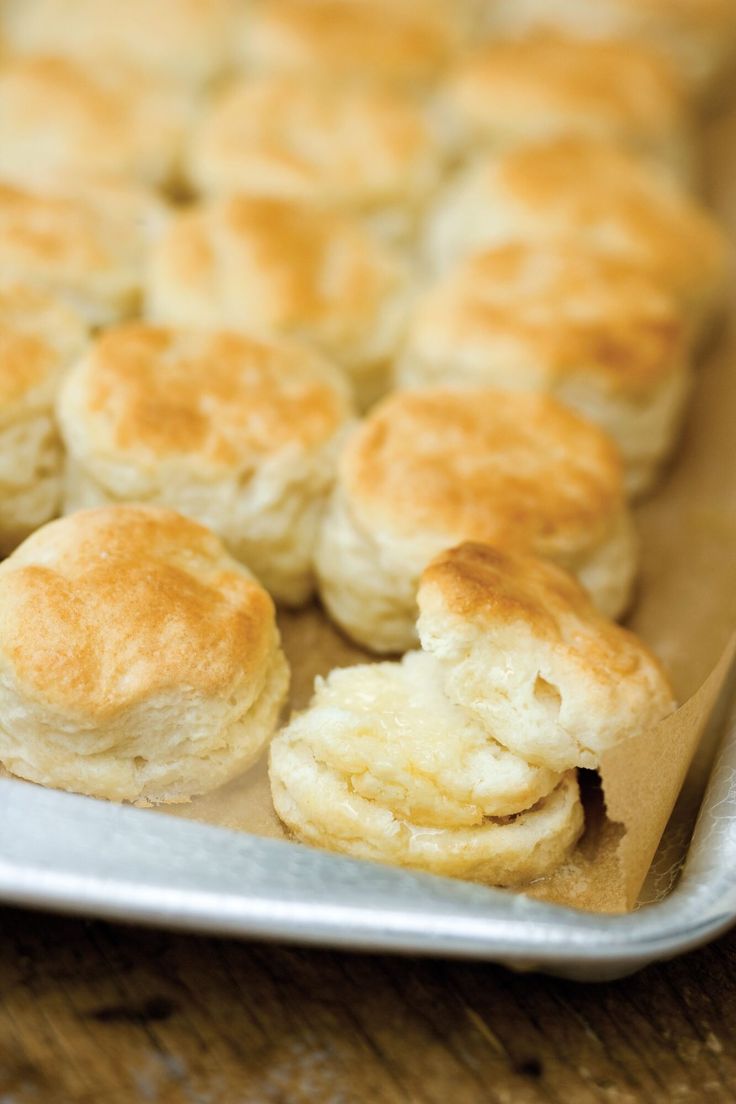 some biscuits are sitting in a pan on a table