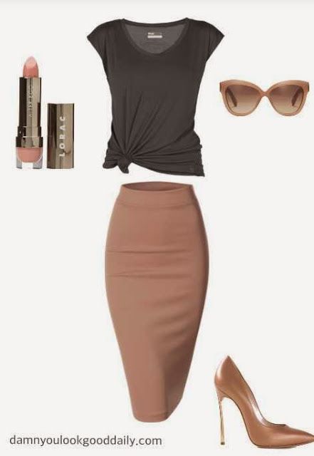 Fall Fashion: Grey T-Shirt and Pencil Skirt : Casually Sexy, loo... Rok Outfit, Skirt Diy, Chique Outfits, Skirt Casual, Outfit Chic, Elegante Casual, Cooler Look, Kardashian Style, Valentine's Day Outfit