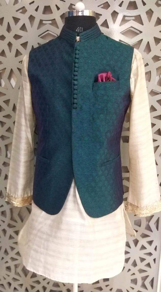 Buy esthetically designed The Perfect Traditional Look With Minimalist Button Detailing. The Classy Look For Any Age. Evergreen Stylish Kurta Paired With A Self Booti Nehru Jacket. Luxury Silk Nehru Jacket For Men, Sadri Designs For Men, Sadri Kurta For Men Wedding, Pellikoduku Dresses, Nehru Jacket For Men Wedding Classy, Kurta Jackets For Men Wedding, Sadri Kurta For Men, Kurta With Jacket For Men, Koti For Men