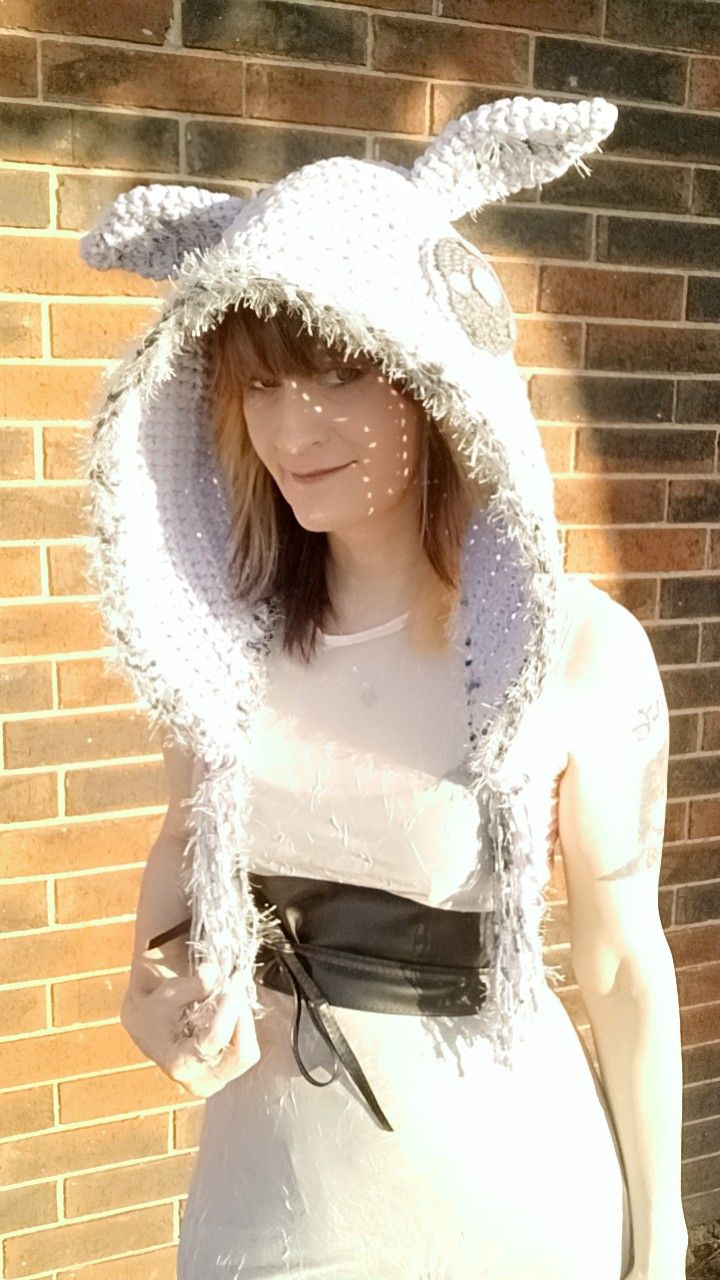 The Goth Moth Hood is made using 2 strands of 4 weight yarn, or one strand of 6 weight blanket yarn. Crochet Moth Wings, Moth Crochet, Hood Crochet Pattern, Moth Cardigan, Goth Moth, Hood Crochet, Weight Blanket, Hood Pattern, Moth Wings