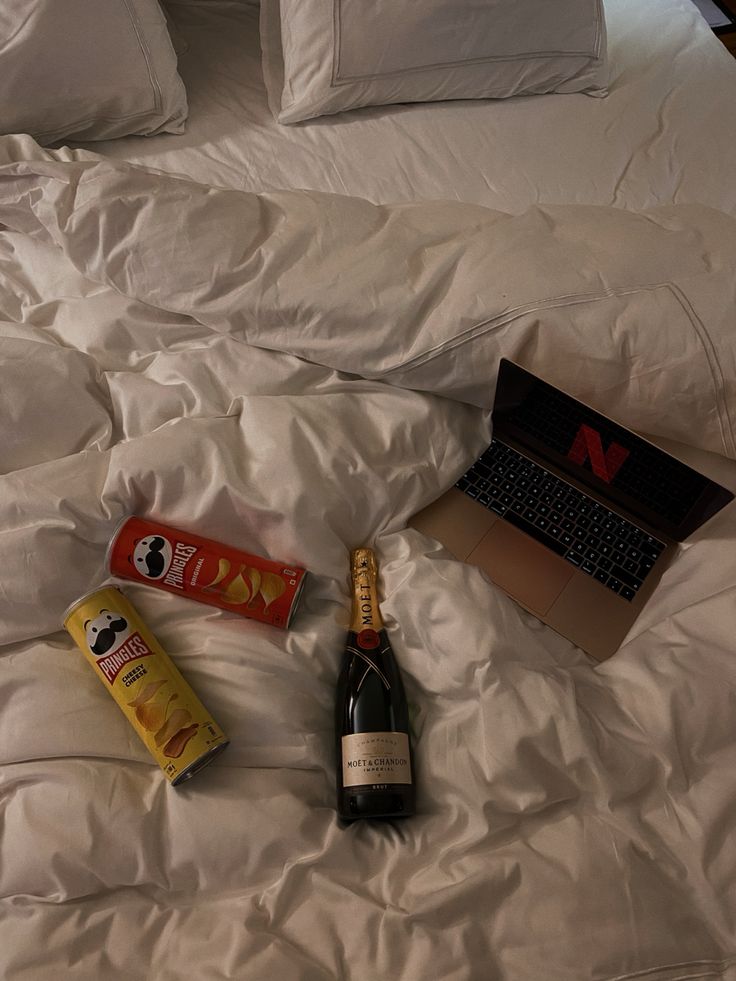 fancy hotel date night aesthetic | E N A Hotel Date Aesthetic, Hotel Girls Night Aesthetic, Hotel Room Party Aesthetic, Hotel Room Aesthetic Night, Hotel Aesthetic Night, Hotel Date Night, Chill Night Aesthetic, Fancy Hotel Aesthetic, Night Hotel Room