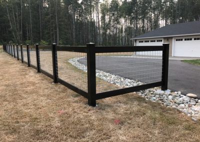 4′ Blackline HHP with 4 x 4 Hog Panel Inserts Dog Yard Fence, Hog Panel Fencing, Hog Wire Fence, Wood Picket Fence, Field Fence, Horse Barn Designs, Black Fence, Dog Yard, Cheap Fence