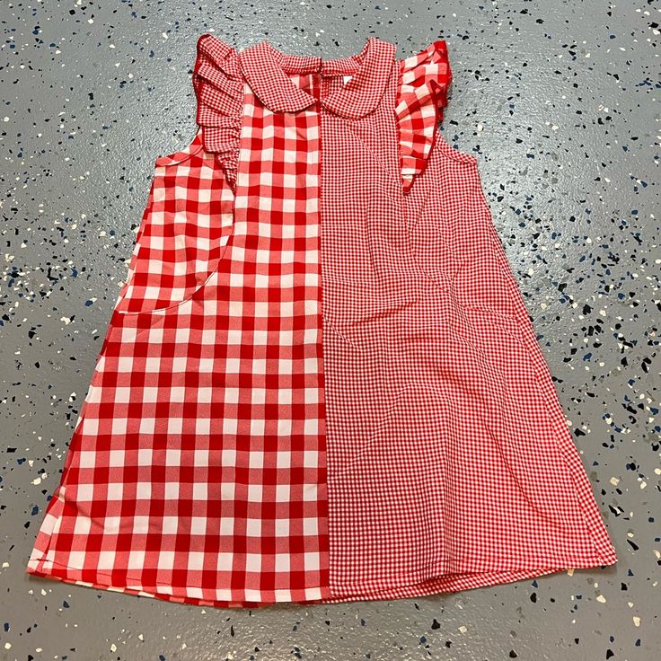 Plaid Gingham Red Dress - Nwot. Size 4t. Cute Red Dress For School, Gingham Dresses For School In Spring, Plaid Dresses For School In Summer, Red Plaid Dress For Picnic In Spring, Plaid Summer Dress For School, Plaid Dresses For Summer School, Preppy Gingham Dress For School, Preppy Red Cotton Dress, Red Plaid Dress For Spring Picnic