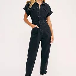 Love this jumpsuit from Free People! This comes in other colors and could be dressed up with jewelry and shoes Denim Jumpsuit Street Style, Black Jumpsuit Outfit Casual, Black Denim Romper, Black Denim Jumpsuit, Black Jumpsuit Outfit, Jumpsuit Outfit Casual, Jumpsuit Outfits, Coverall Jumpsuit, Vintage Jumpsuit