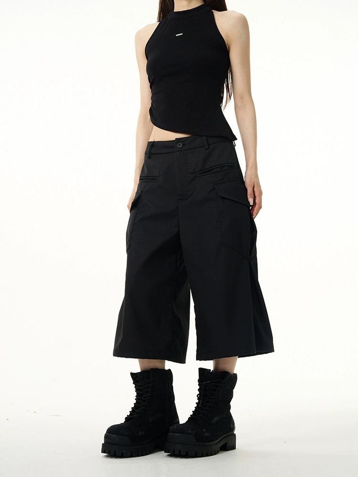 WN7614
■size(cm)




Length
 

Waist
 

Hip
 




S


66


64


104




M


68


68


108




L


70


72


112




XL


72


76


116




2XL


74


80


120




■model
178cm 58kg L Black Cotton Wide Leg Pants With Cargo Pockets, Black High-waist Parachute Pants With Pockets, Black Straight Leg Bottoms With Hip Pockets, Black Wide Leg Parachute Pants For Summer, Black Cargo Bottoms For Workwear, Black Wide-leg Utility Cargo Pants, Black Techwear Parachute Pants With High Waist, Black Cotton Wide Leg Cargo Pants, Black Straight Leg Summer Pants