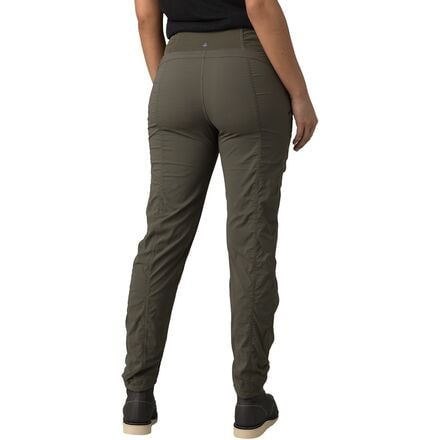 From the farmer's market to sunset hikes and everything in between, the prAna Koen Pant has us comfortable and ready to take on the day. Bsuilt from a stretchy, moisture-wicking material these pants move with us as we scramble up steep slopes, while the minimalist design makes these an easy choice for a trip into town. Stretch Nylon Hiking Pants, Moisture-wicking Stretch Bottoms For Travel, Stretch Moisture-wicking Bottoms For Travel, Stretch Hiking Pants With Functional Pockets, Stretch Hiking Pants With Side Pockets, Stretch Green Hiking Bottoms, Green Stretch Hiking Bottoms, Versatile Nylon Bottoms For Outdoor Activities, Versatile Hiking Bottoms With Side Pockets