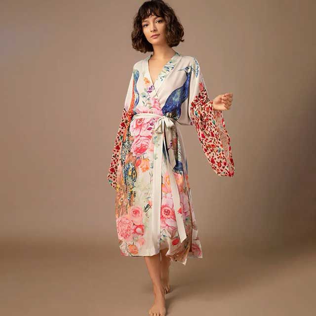 Boho Kimono Robe | Eiyo Kimono Moda Kimono, Look Boho Chic, Belted Wrap Dress, Mode Kimono, Cardigan Kimono, Beach Kimono, Peacock Print, Printed Robe, Boho Kimono