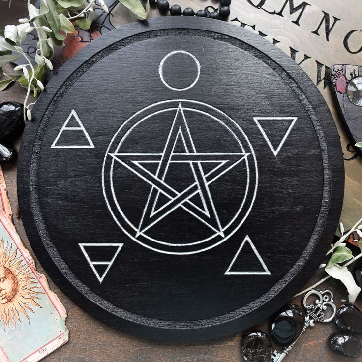 Witchy Astethic, Elements Altar, Pentagram Elements, Pentacle Elements, Pentacle Tattoo, Pentacle Art, Wood Burned Ouija Board, Pentacle With Elements, Alan Lee Art