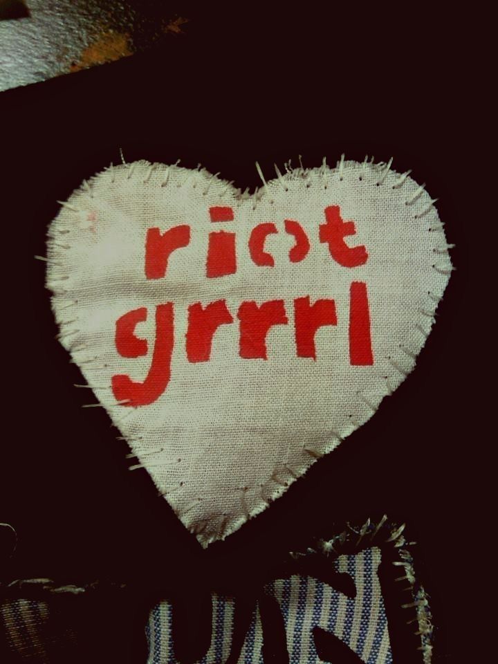 Rock Science, Baba Jaga, Patch Pants, Punk Culture, Punk Patches, Arte Punk, Riot Grrrl, Diy Patches, Estilo Punk