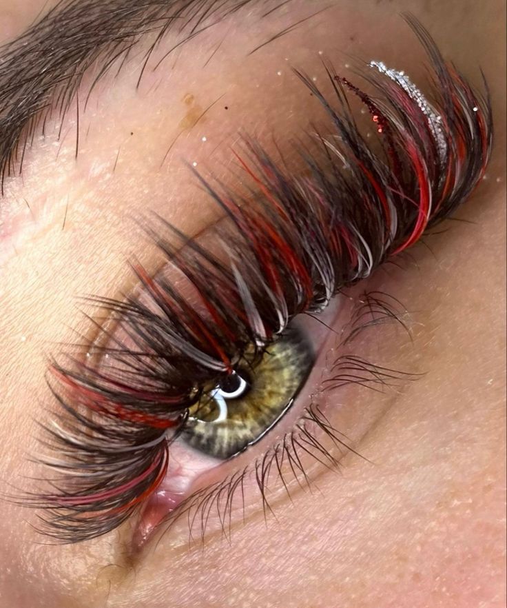 Christmas Eyelashes Extensions, Red And Green Lash Extensions, Red And White Lash Extensions, Red And White Eyelash Extensions, Lashes With Red At The End, Gold Lash Extensions, 4th Of July Lash Extensions, Holiday Lash Extensions, Christmas Lashes Extensions