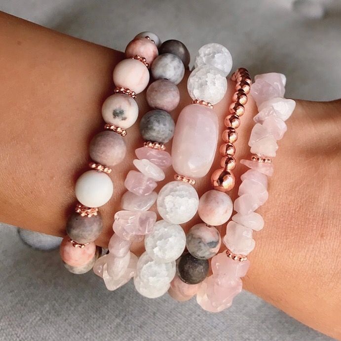 BRACELET STYLES #BeadedBracelets Pink Quartz Jewelry, Beads Bracelet Design, Quartz Jewelry, Homemade Jewelry, Handmade Wire Jewelry, Gemstone Beaded Bracelets, Beaded Bracelets Diy, Bracelet Crafts, Diy Schmuck