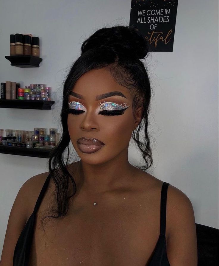 Eye Makeup Soft Glam, Heavy Eye Makeup, Eye Makeup Soft, Black Queen Makeup, Jelly Makeup, Makeup Full Face, Makeup Soft Glam, Flawless Face Makeup, Birthday Makeup Looks