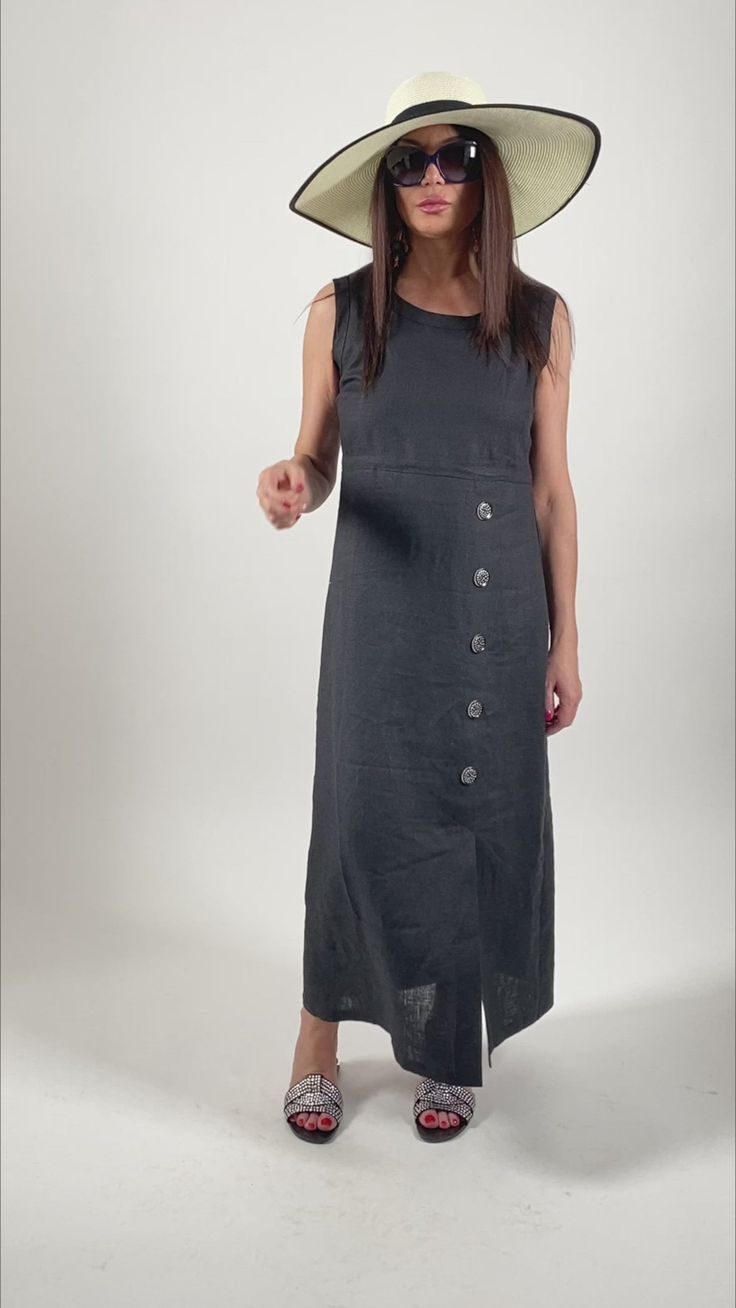 Fitted Sleeveless Maxi Dress With Buttons, Sleeveless Sundress Maxi Dress With Buttons, Casual Fitted Sleeveless Linen Dress, Sleeveless Linen Maxi Dress, Fitted Sleeveless Linen Dress Casual, Sleeveless Maxi Dress With Buttons, Fitted Sleeveless Linen Maxi Dress, Sleeveless Linen Dress For Casual Wear, Summer Sleeveless Dress