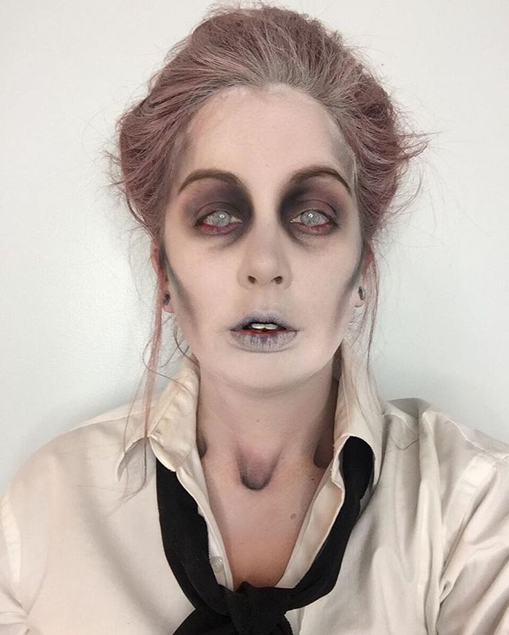 Day 7: Victorian Ghost Corpse Makeup, Ghoul Makeup, Victorian Ghost, Mansion Party, Ghost Makeup, Halloween Makeup Witch, Happy Haunting, Show Makeup, Theatre Makeup