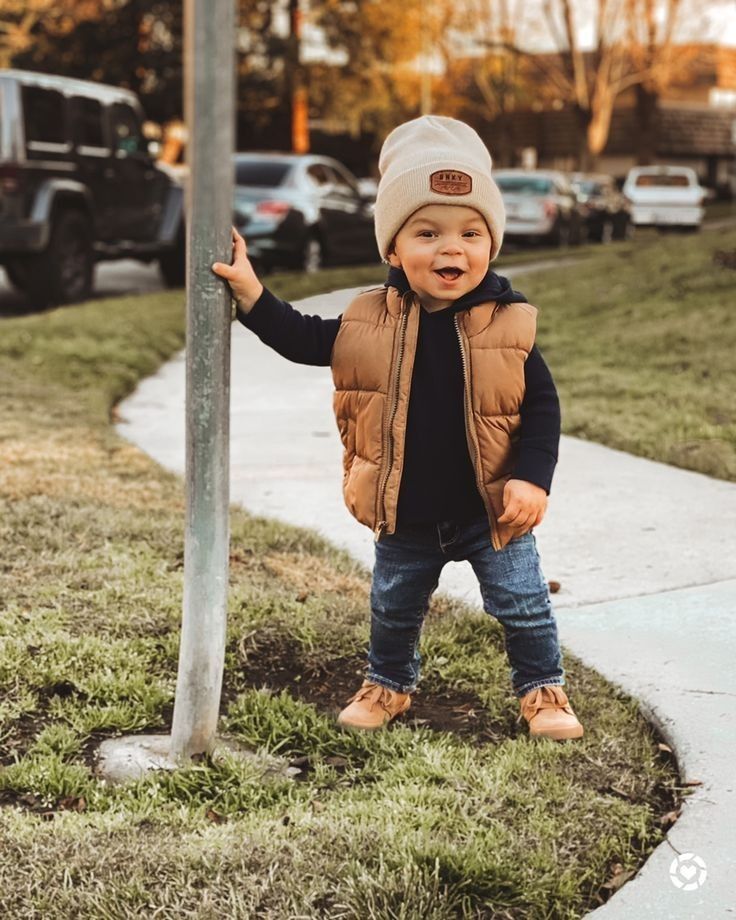 Let you're little's be the cutest one in the room this Fall.! 🧣🦹‍♂️🤵‍♀️ Tailored for mostly Toddlers, Little Kids & Big kids. ( 2T- 10Y ) Toms Outfits, Baby Boy Fall Outfits, Boys Winter Clothes, Baby Boy Winter Outfits, Boys Fall Outfits, Toddler Boy Fashion