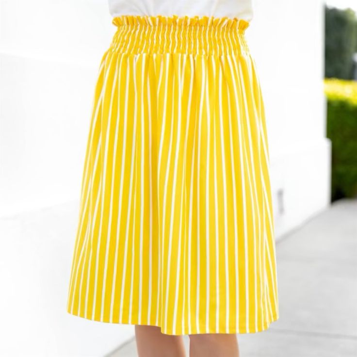 New Without Tags! 100% Cotton And Very Comfortable Yellow Skirt With Elastic Waistband For Day Out, Yellow Cotton Skirt For Day Out, Summer Yellow Skirt For Vacation, Casual Mustard Skirt, Yellow Skirt With Elastic Waistband, Yellow Relaxed Skirt Bottoms With Elastic Waistband, Casual Yellow Skirt, Casual Yellow Pencil Skirt, Yellow Cotton Skirt For Spring