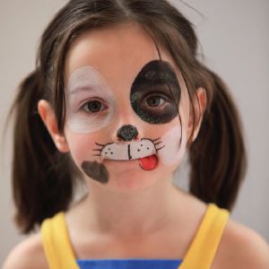 Dog Face Paint Tutorial by Kiki Dog Face Paint, Puppy Face Paint, Dog Face Paints, Mime Face Paint, Face Painting Tips, Face Painting Ideas, Face Stencils, Face Paint Kit, Face Painting Easy