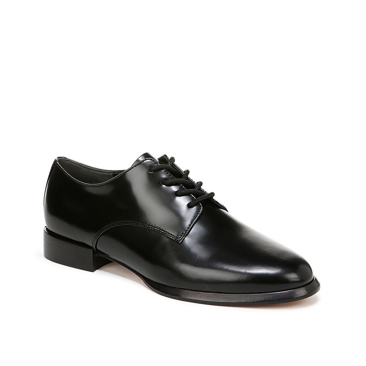 Vince-Niko Oxford - Women's Lend a polished look to your attire with the Vince Niko oxford. This lace-up shoe features LWG-Gold rated leather upper, footbed and sole to promote sustainability and long-lasting use. A low block heel adds subtle elegance. Classic Low-top Patent Leather Shoes, Modern Patent Leather Lace-up Oxfords, Classic Patent Leather Low-top Lace-up Shoes, Modern Lace-up Oxfords With Brogue Detailing, Modern Brogue Lace-up Oxfords, Patent Leather Lace-up Oxfords For Formal Occasions, Derby Patent Leather Oxfords With Brogue Detailing, Classic Oxford Lace-up Shoes For Derby, Formal Patent Leather Lace-up Oxfords