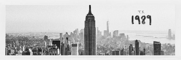 a black and white photo of the new york city skyline