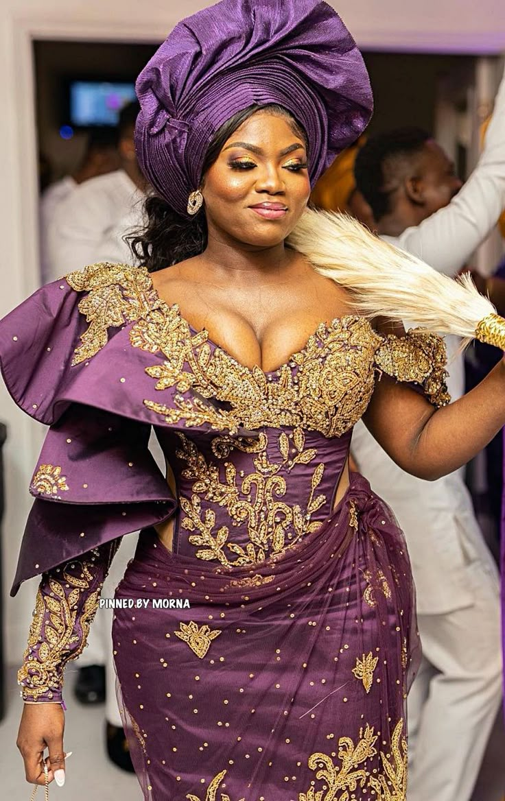 La Kimmy - Nigeria 🇳🇬 Latest Gorge Gown Styles, Lace Blouse Styles, Plus Size Lace Dress, Igbo Bride, Nigerian Lace Styles Dress, Nigerian Lace Styles, Plus Size Fall Fashion, African Lace Styles, Dinner Dress Classy