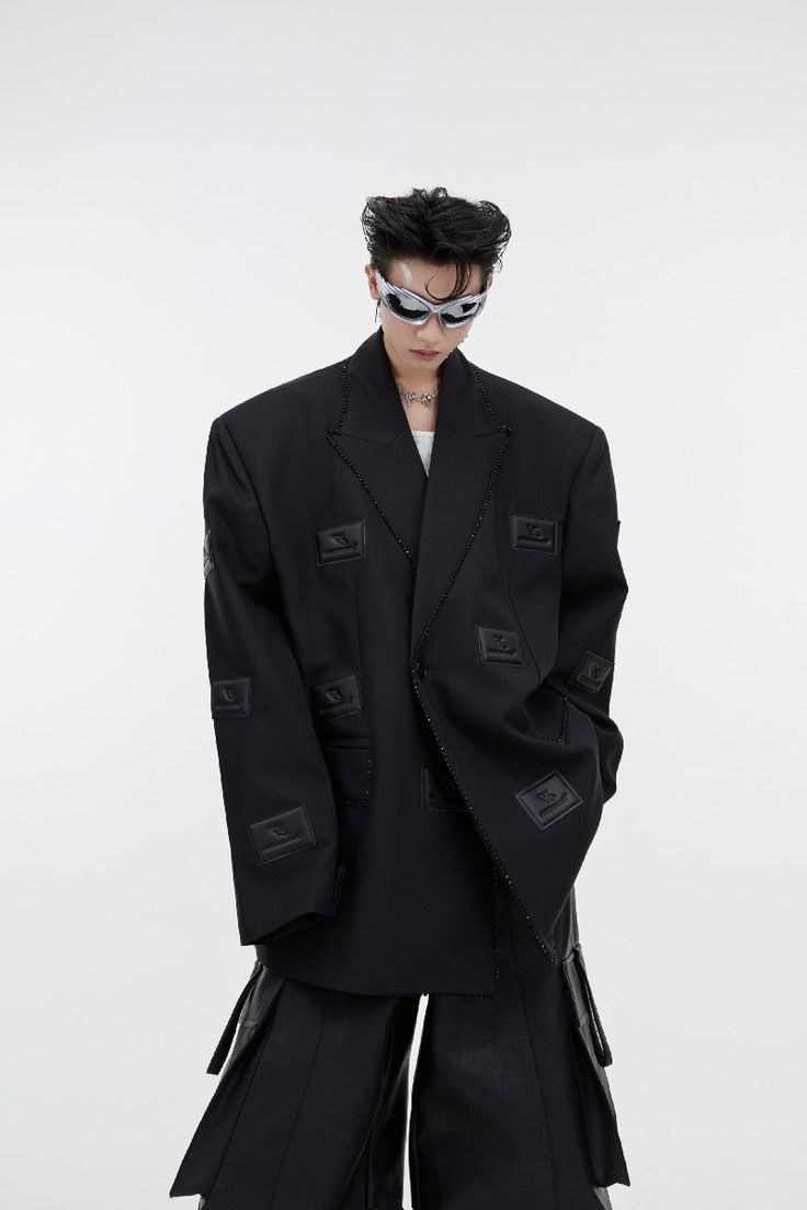 Argue Culture presents this black jacket as part of their Autumn/Winter '23 collectionMaterial: 75% polyester 18% viscose 7% spandexoversized fitunisexthe model is wearing a size X-Large / 179cm (5'9ft) and 58kg (128lbs)Hand wash with water under 40°CNo bleachFlat to dryMeasurements in (cm) Size Chest Shoulder Length Sleeve M 132 57 80 66 L 136 58 82 67 XL 140 59 84 68 Winter 23, Shorts Sweatpants, Leather Logo, Tailored Jacket, Denim Trousers, Okinawa, Black Jacket, Shoulder Length, Black Fabric