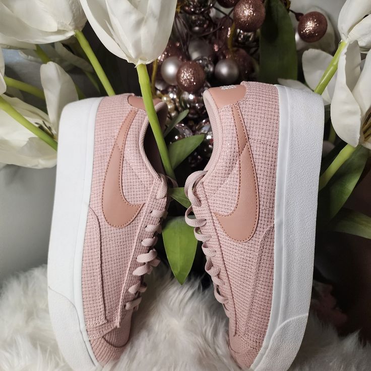 Nike Blazer Low Platform Women's Shoes Size9.5 Color:Pink Oxford/Summit White/Pink Oxford/Rose Whisper Style: Dn0744-600 Leather And Woven Upper Pairs Perfectly With Beach Vistas, Bbqs And Summer Fun. Elevated Midsole With Double-Taped Detailing Offers A Lifted Stance For A Bold, Confident Look. Low-Cut, Padded Collar Creates A Sleek Look That Feels Great. Vulcanized Construction Fuses The Outsole To The Midsole For A Streamlined Look And Feel. Solid Rubber Sole With Herringbone Pattern Adds Tra Pink Synthetic Sneakers With Gum Sole, Pink Lace-up Sneakers With Textured Sole, Pink Nike Sneakers With Perforated Toe Box, Trendy Pink Sneakers With Textured Sole, Pink Spring Sneakers With Rubber Sole, Pink Slip-on Sneakers With Perforations, Pink Sporty Sneakers With Textured Sole, Sporty Pink Sneakers With Textured Sole, Pink Perforated Sneakers For Spring