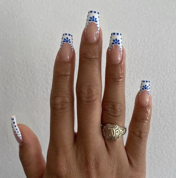 Flower French Tip, French Tip Long, Europe Nails, Blue And White Nails, Dream Ideas, Summery Nails, Coffin Press On Nails, Simple Acrylic Nails, Vacation Nails