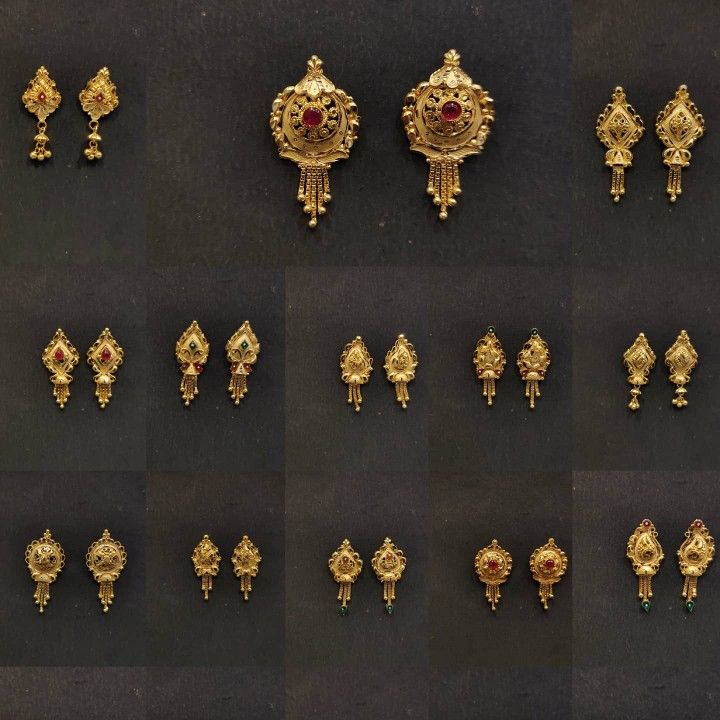 Gold Earing, Gold Earrings For Kids, Temple Jewellery Earrings, Gold Earrings Indian, Gold Tops, Simple Gold Earrings, New Gold Jewellery Designs, Gold Earrings Models, Multiple Earrings