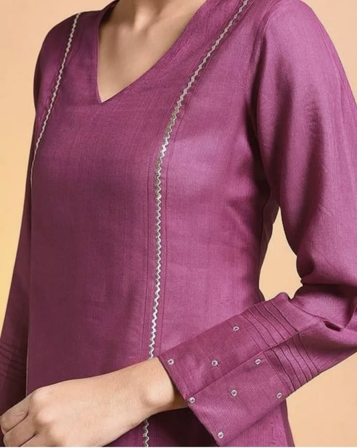 Plain Kurti Designs, Plain Kurti, Silk Kurti Designs, Kurti Sleeves Design, Kurta Patterns, Churidar Designs, Silk Kurti, Simple Kurta Designs, Designer Kurti Patterns