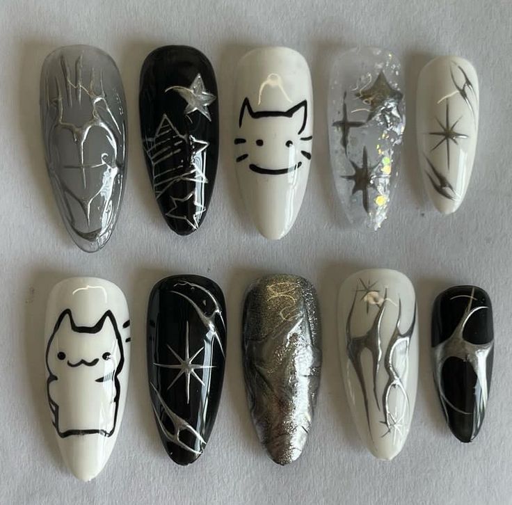 Cute Grunge Nails, Kpop Inspired Nails, Ongles Goth, Grad Nails, How To Have Style, Fake Nails Designs, Milky Nails, Punk Nails, Cute Simple Nails