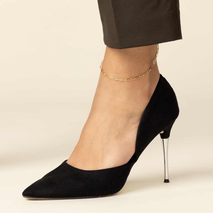 Our Venice Link Anklet is sure to stand out. Petite, paperclip style links give the anklet its modern appeal, while its solid gold material makes it a jewelry-box classic. Wear it with a pair of jeans or a fun dress for touch of solid gold with every step. The Finer Points: 14k Solid Yellow Gold 10 Inches Length 2.5mm Width, Lobster Lock 1.5 Grams Solid Gold Hollow Links, Lobster Lock Crafted in Istanbul, Turkey Karat Sizes, Classic Wear, Diamond Weave, Fun Dress, Gold Piece, Gold Price, Istanbul Turkey, Jewelry Business, Pure Gold