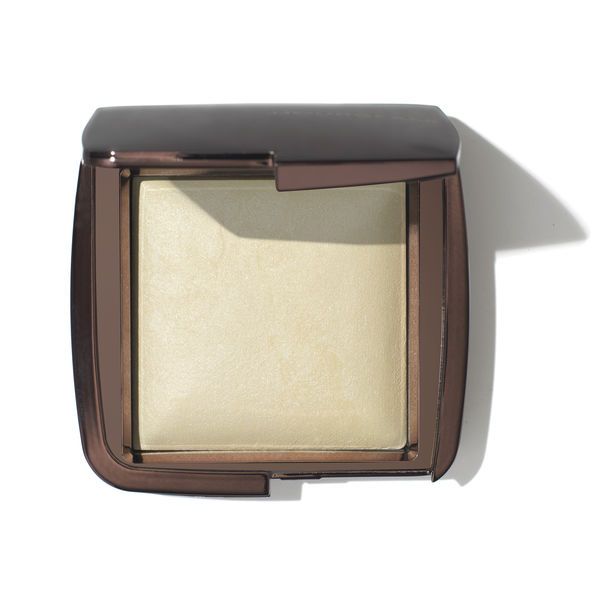 Hourglass Ambient Lighting Powder, Hourglass Ambient, Hourglass Makeup, Pearl Powder, Skin Blemishes, Skin Imperfection, Finishing Powder, Summer Glow, Luxury Makeup