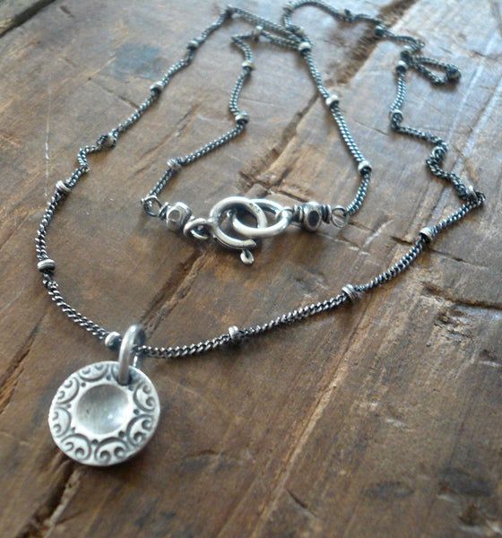 Antique Buttons, Pretty Necklaces, Silver Jewelry Handmade, Silver Earrings Dangle, Pure Silver, Fine Silver, Spring Rings, Jewelry Ideas, Earrings Handmade