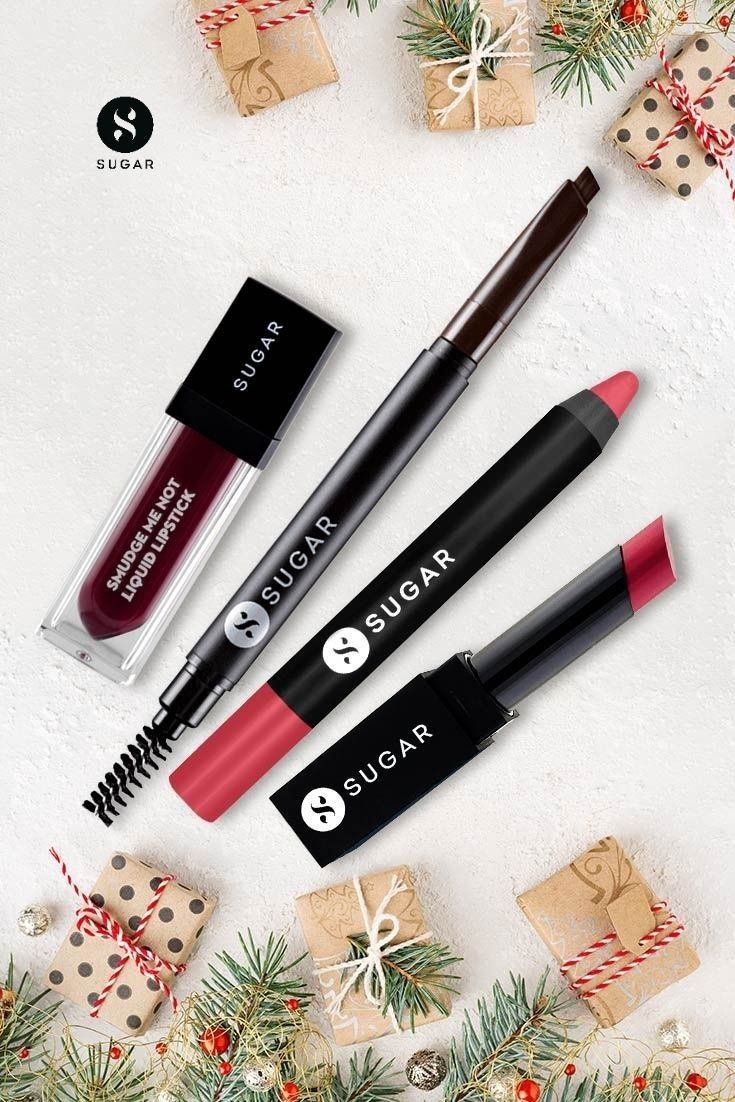 #Sugarmakeup #sugar #makeup #lipstick #makeupart #fashion #jagruti #Queen #jagrutiqueen #pinterest Sugar Lipstick, Sugar Cosmetics, Holiday Makeup Looks, Holiday Inspo, Bold Lipstick, Holiday Gift Baskets, Holiday Makeup, Christmas Makeup, Thanksgiving Holiday