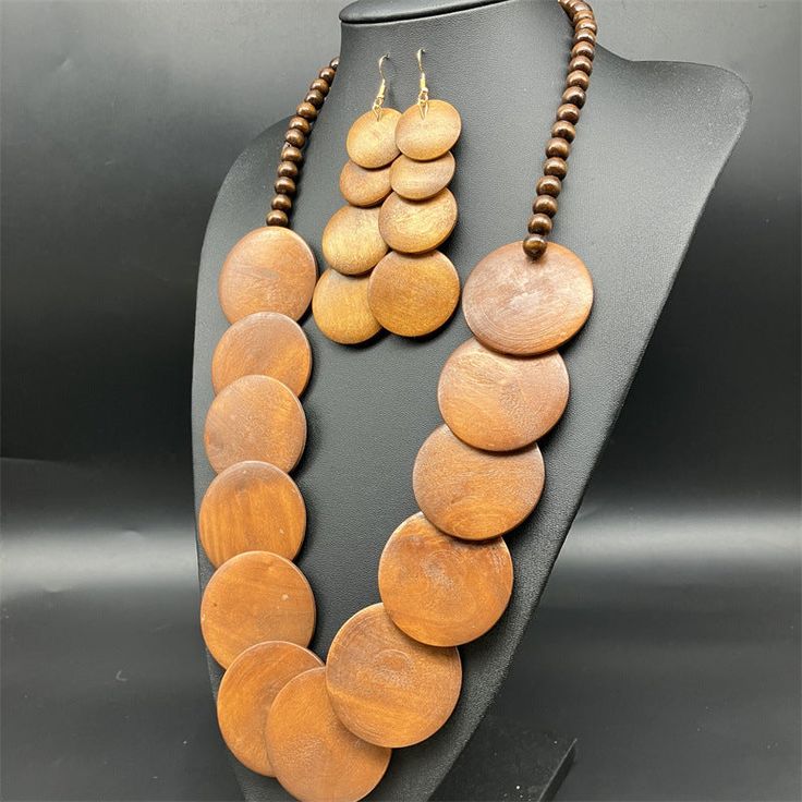 Material: Beads/Beads Fashion Element: Circular, Annular Style: Bohemian Simple Bridal Necklace, Beads Fashion, Bridal Necklace Set, Wood Necklace, Linen Style, Business Gifts, Wedding Jewelry Sets, Handmade Wood, Necklace Earring Set