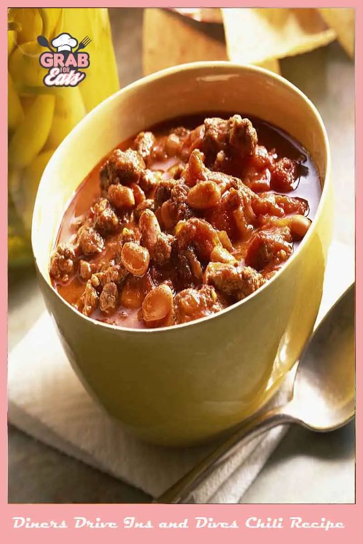 Diners Drive Ins and Dives Chili Recipe Beef Chili Recipe Stovetop, Leftover Meatloaf Recipes, Chili Stovetop, Stovetop Dinners, Chili Recipies, Street Ministry, Ground Beef Chili Recipe, Quick Meatloaf, Cincinnati Chili Recipe