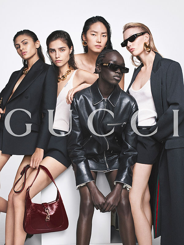 This season, sartorial styles and House icons are revisited in a contemporary key as part of the new daywear wardrobe by Creative Director Sabato De Sarno. Gucci Campaign, Fragrance Campaign, David Sims, Gucci Spring, Vogue China, Brand Campaign, Vogue Magazine, Equestrian Style, Fashion Story