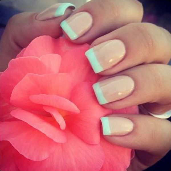 This cute looking and elegant French manicure starts off with a cream colored base and tipped with white polish. Very classy, simple and adorable looking French tip. Pink French Manicure, Mint Nails, French Manicure Designs, Wedding Nails French, Manicure Colors, Nails Prom, Super Nails, Pink Nail, Manicures Designs